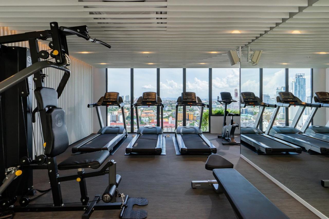 Arbour Hotel And Residence Pattaya Eksteriør billede The gym at the 10th floor