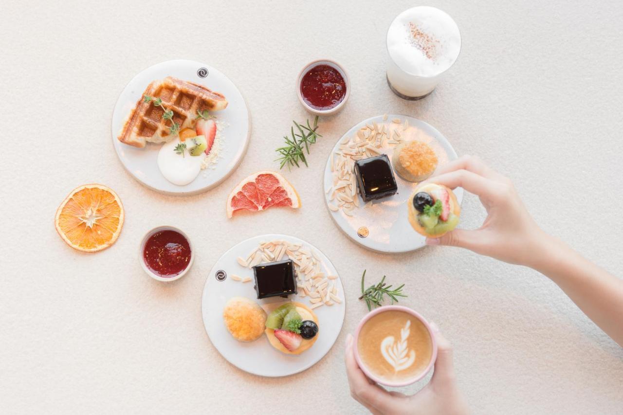Arbour Hotel And Residence Pattaya Eksteriør billede A typical breakfast at the hotel