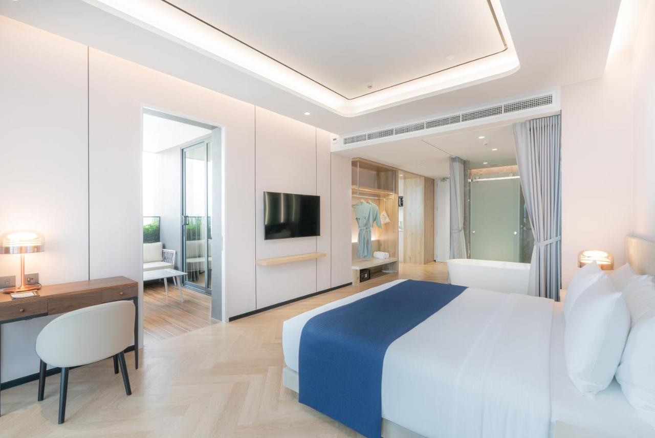 Arbour Hotel And Residence Pattaya Eksteriør billede Deluxe Suite