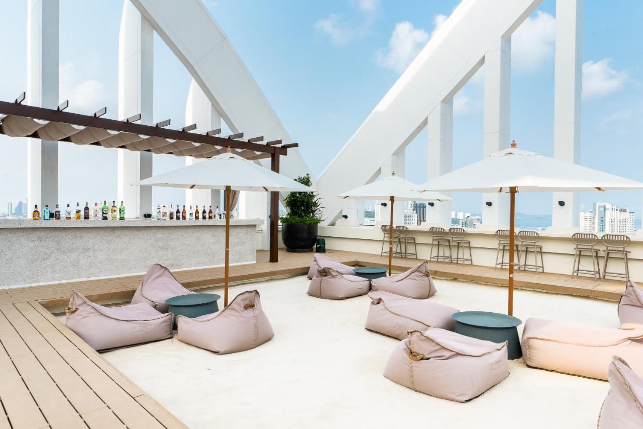 Arbour Hotel And Residence Pattaya Eksteriør billede Sky Bar